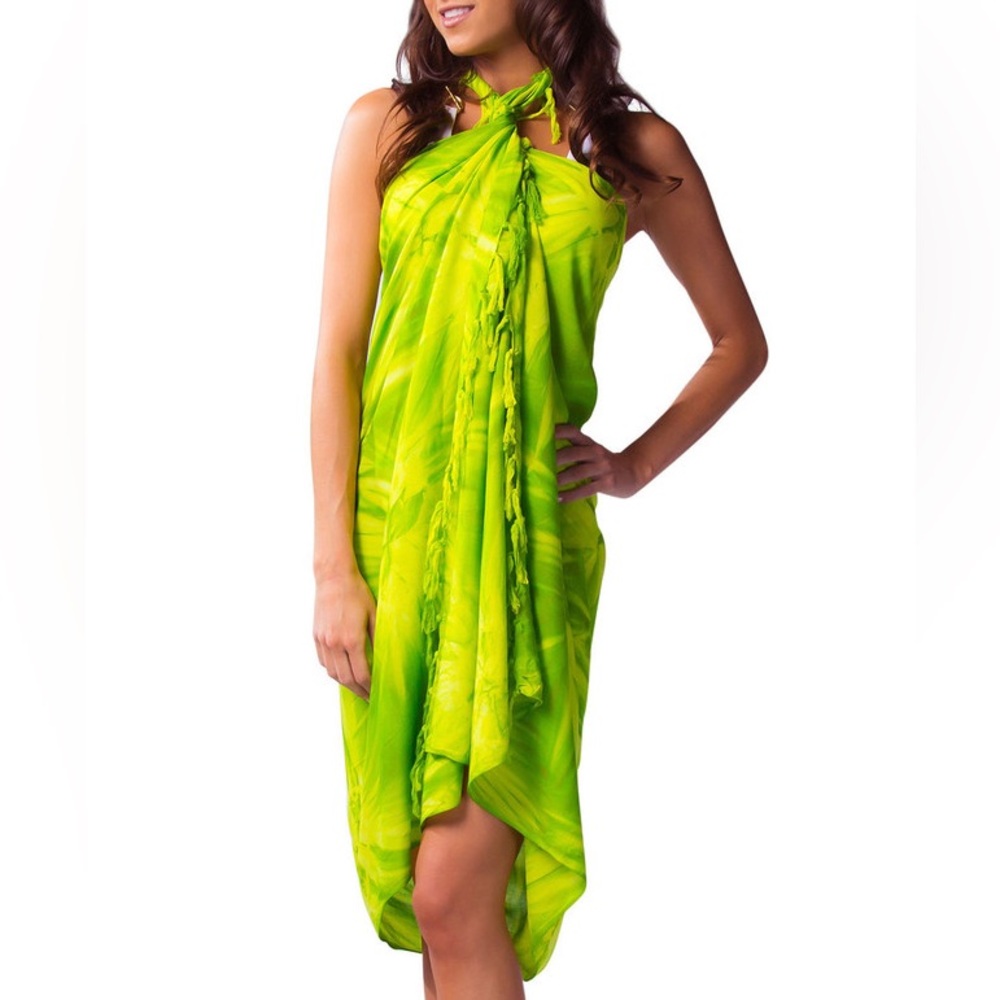 NWT Bali Lime Green Batik Beach Sarong in Gift Wrap Box